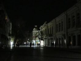 Массированная атака обрушила Крым: блэкаут и почти полное отключение интернета после удара по ключевой подстанции