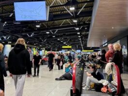 Москва парализована: Аэропорты Внуково, Домодедово и Шереметьево закрыты на фоне атаки беспилотников, задержки до 10 часов