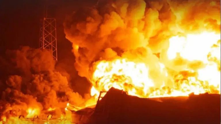 В России взорван магистральный газопровод в Азию, столб огня на 70 метров