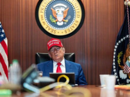Опрос Politico: Более половины американцев считают, что Трамп заслуживает импичмента