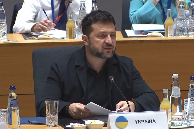 Зеленский предупредил Европу: "Путин строит еще одну Северную Корею"
