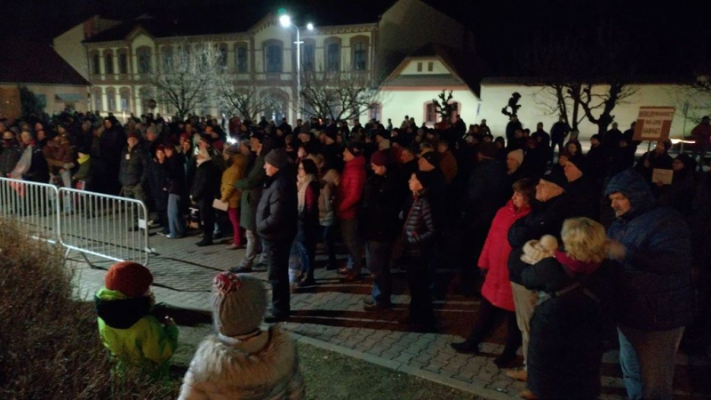 В Словакии новое восстание против Фицо: протестами охвачены десятки городов